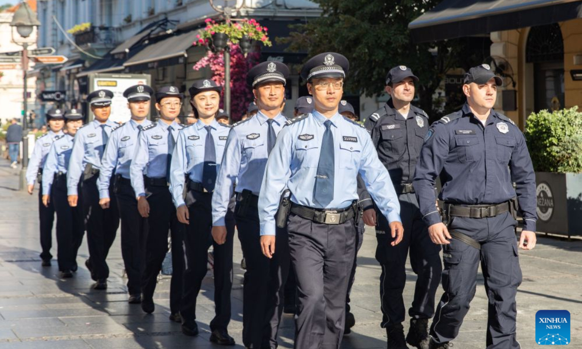 Chinese and Serbian police officers launched a three-week joint patrol